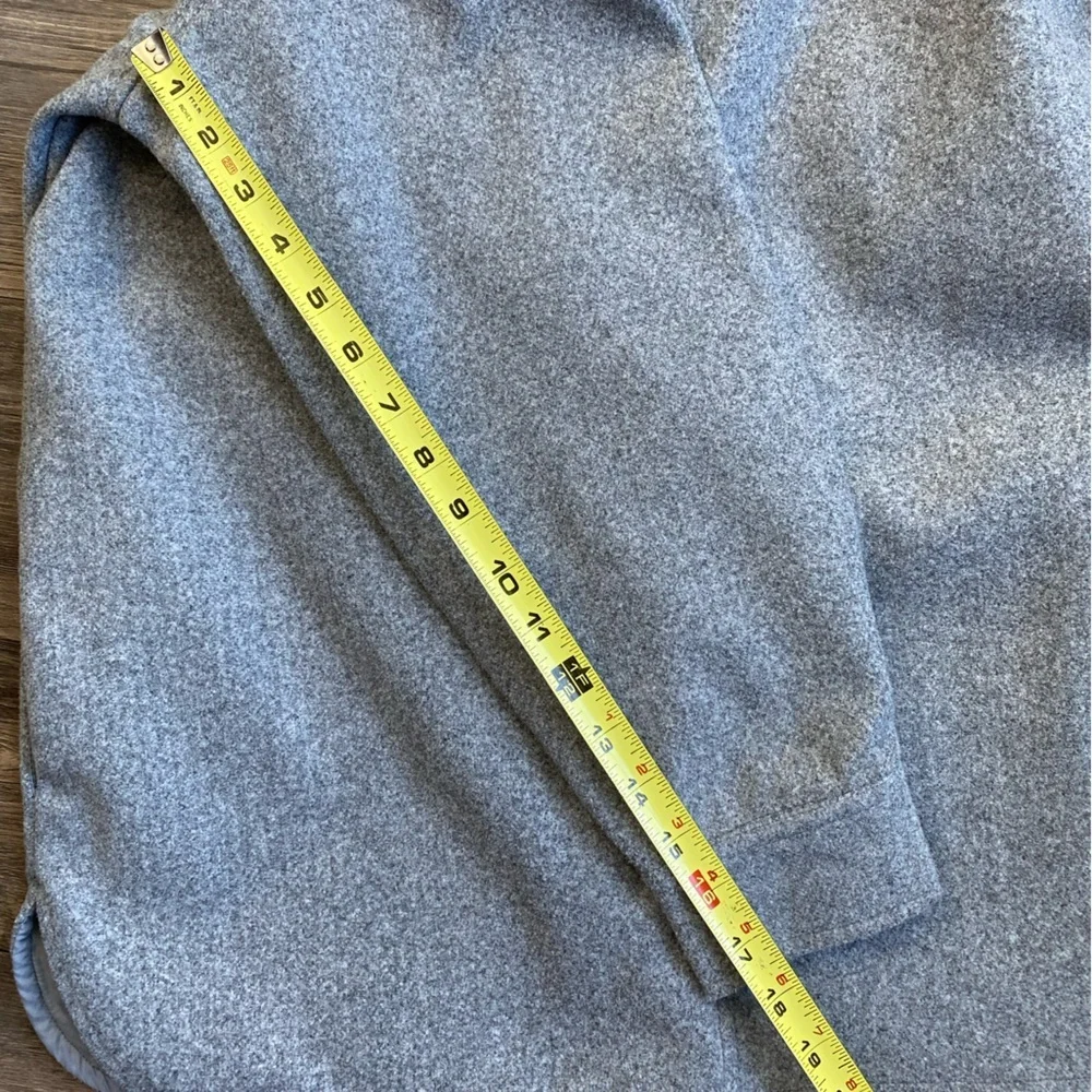 Forever 21 Women’s Oversized Plaid Flannel Jacket Size S - Picture 5 of 9